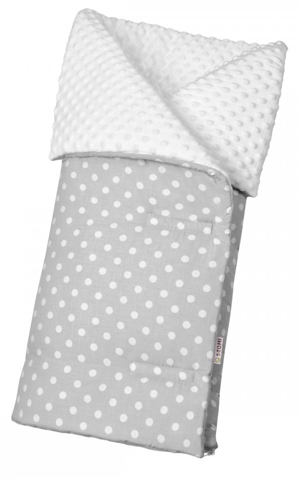 Fusak, grey dots
